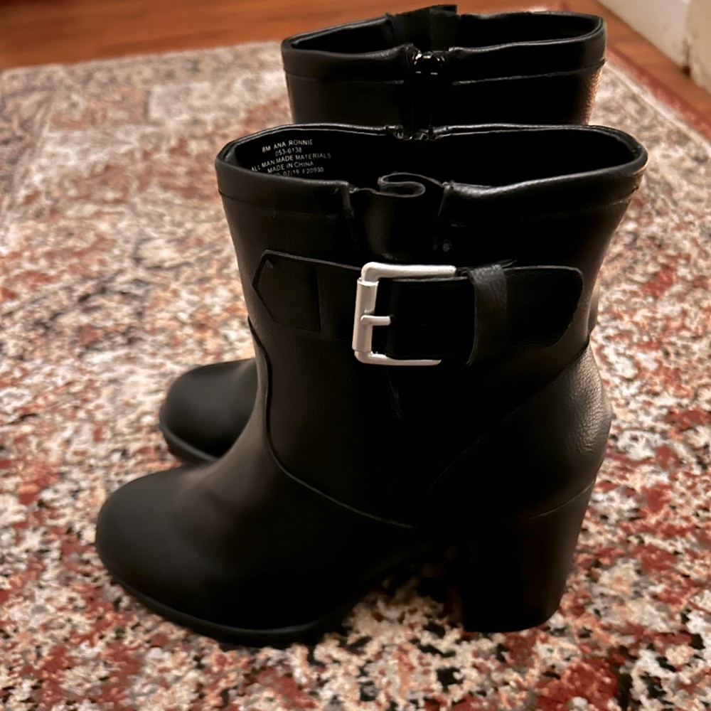 Ana Ronnie Heeled Moto Boots. Black Size 8M